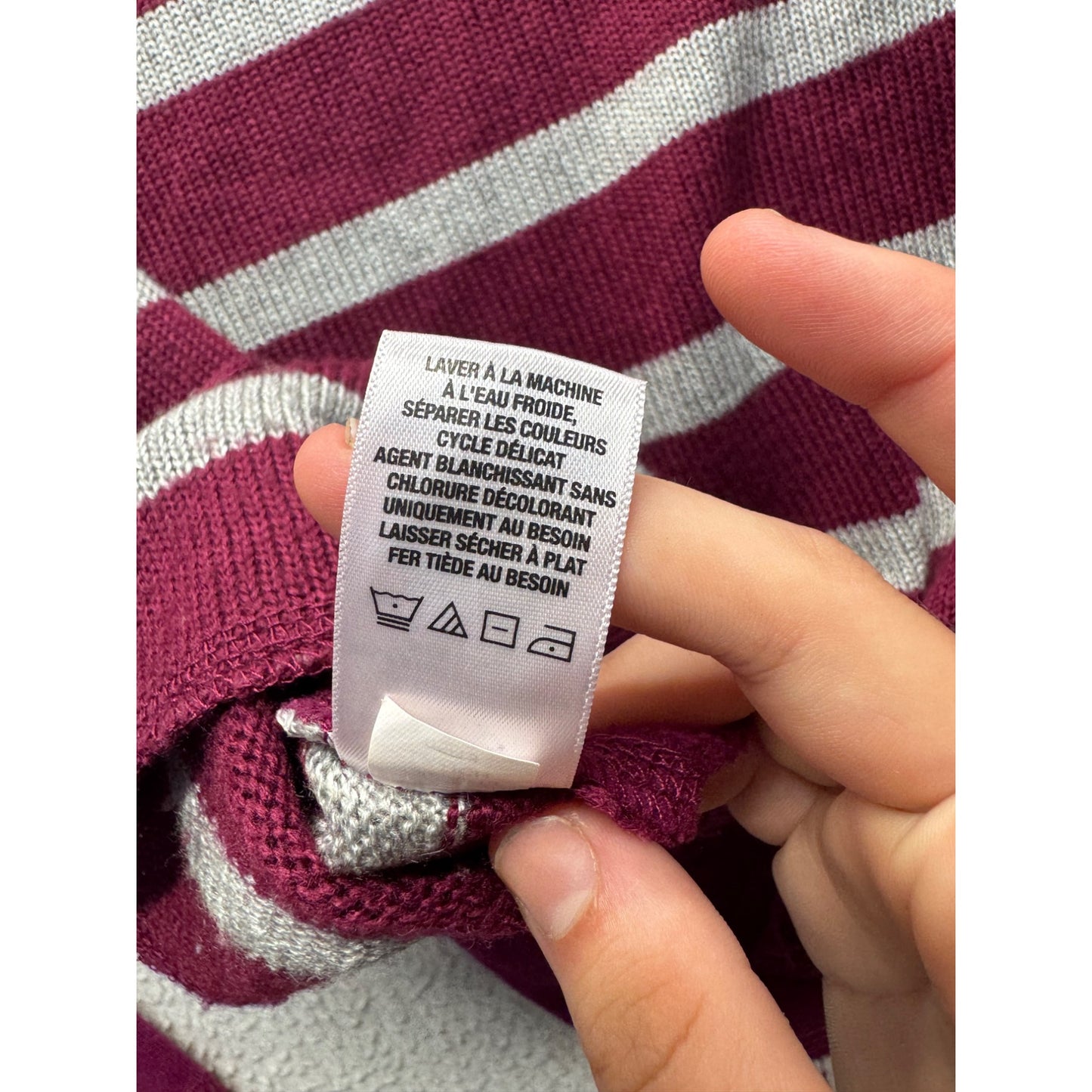 Aeropostale Striped Back Burgundy Long Sleeve Sweater Small #9941