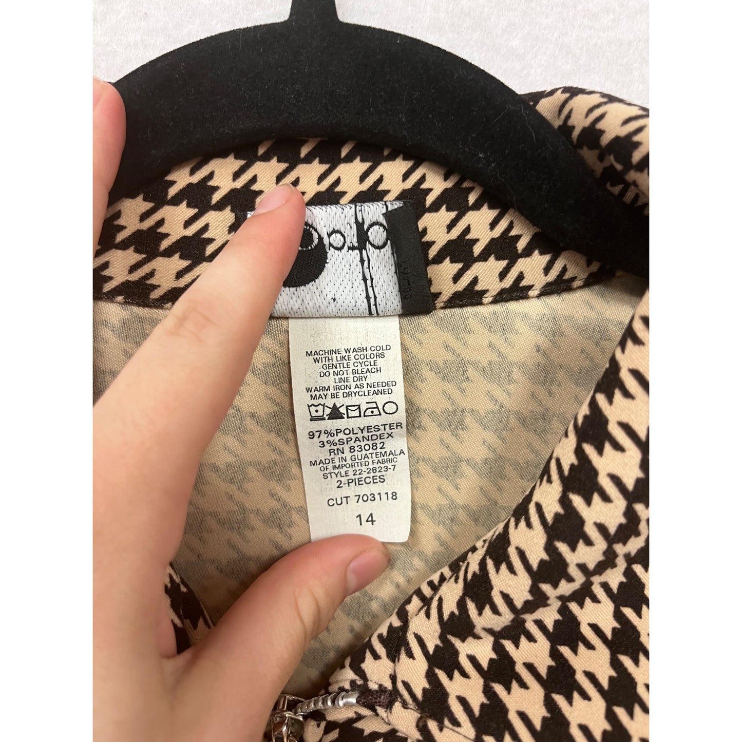 Size 14 Houndstooth Zip-Up Jacket By First Option #8678