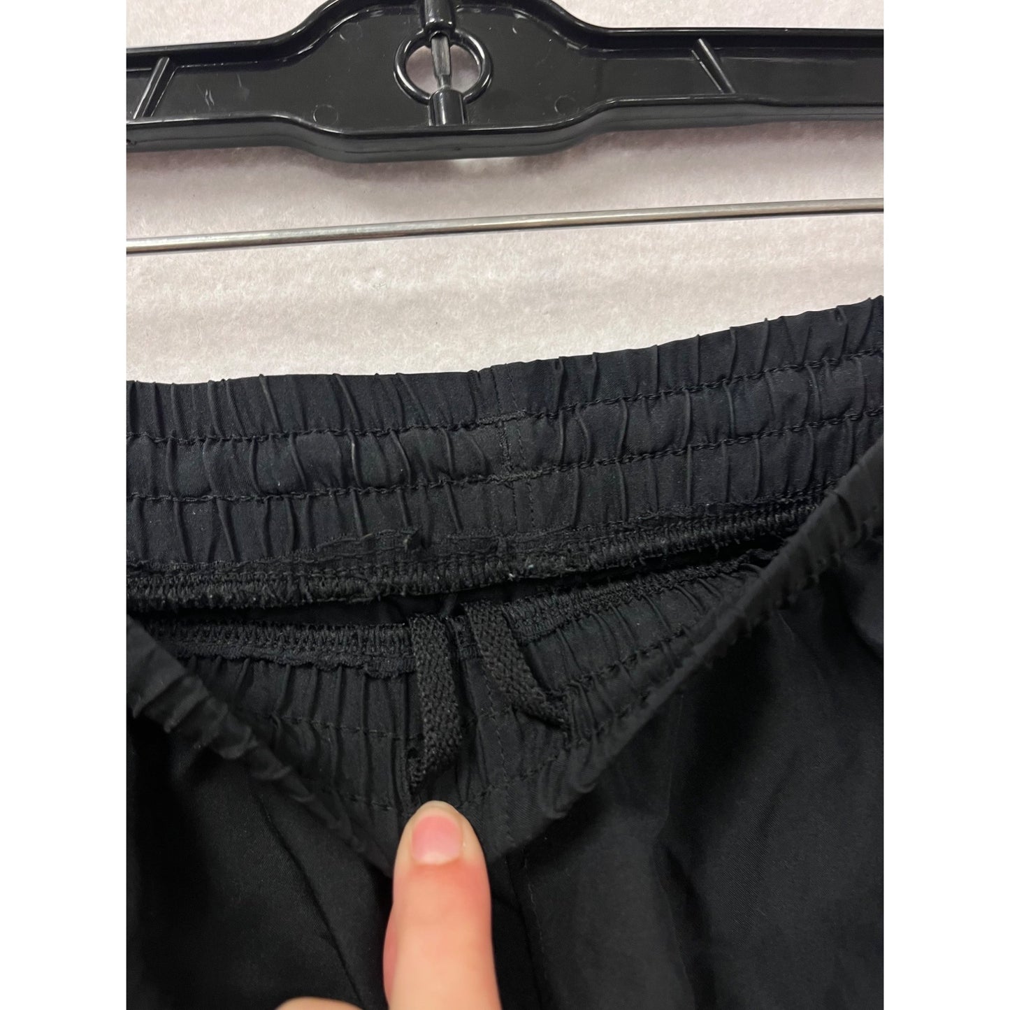 Under Armour Black Running Shorts Size L #420A