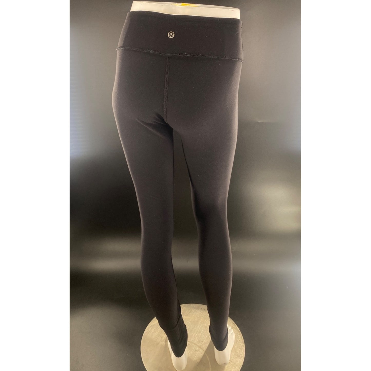 Women’s Reversible Lululemon Athletic Leggings