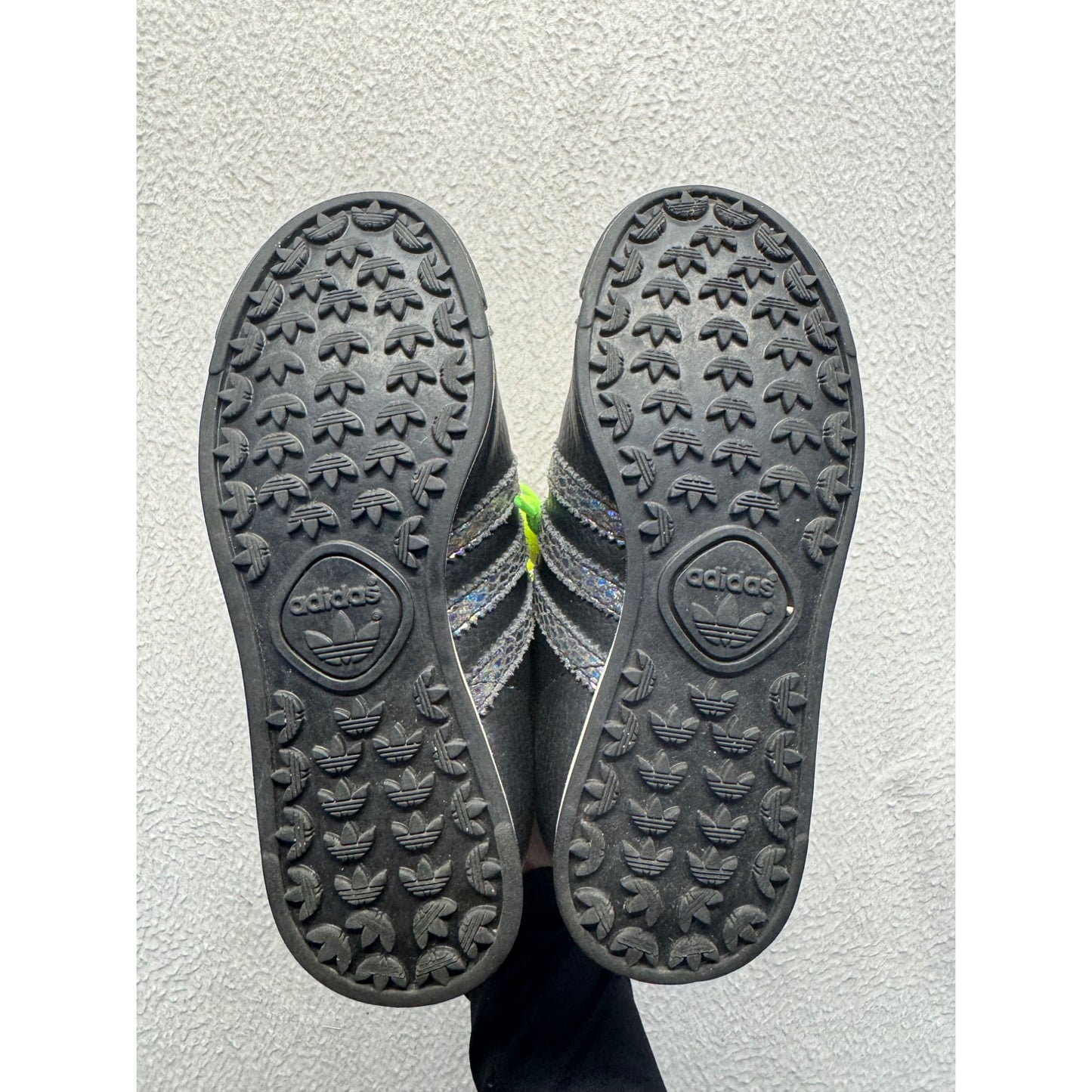 Adidas Samoa Black Leather Kids Shoes With Neon Yellow & Green Laces #382B