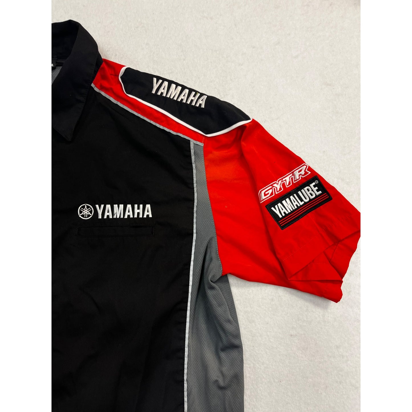 Vintage Men’s Yamaha Racing GYTR Yamalube Crew Shirt #2654