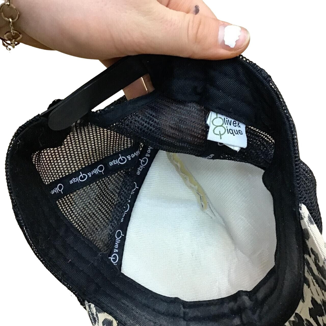 Olive & Oique 2000s Bling Hat - 953