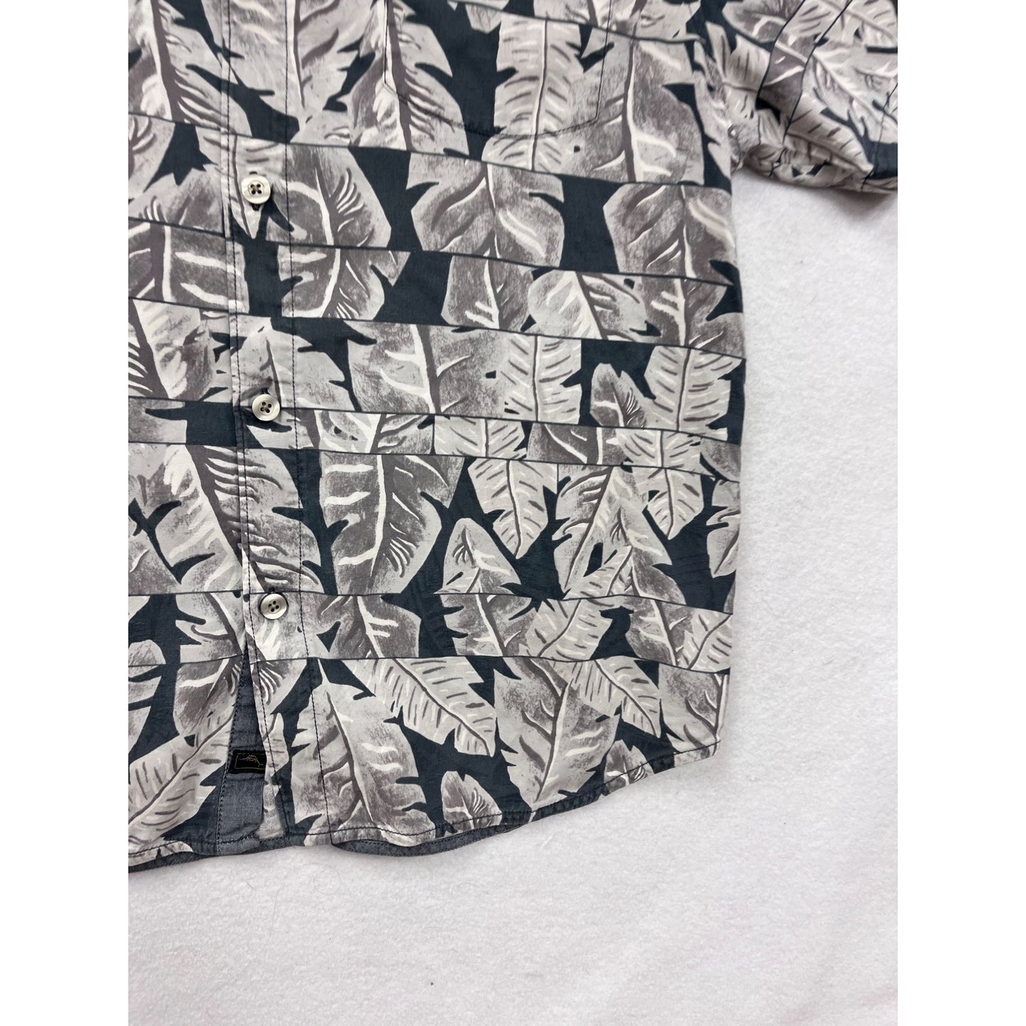 Tommy Bahama Leaf Print Short-Sleeve Shirt L  #8762