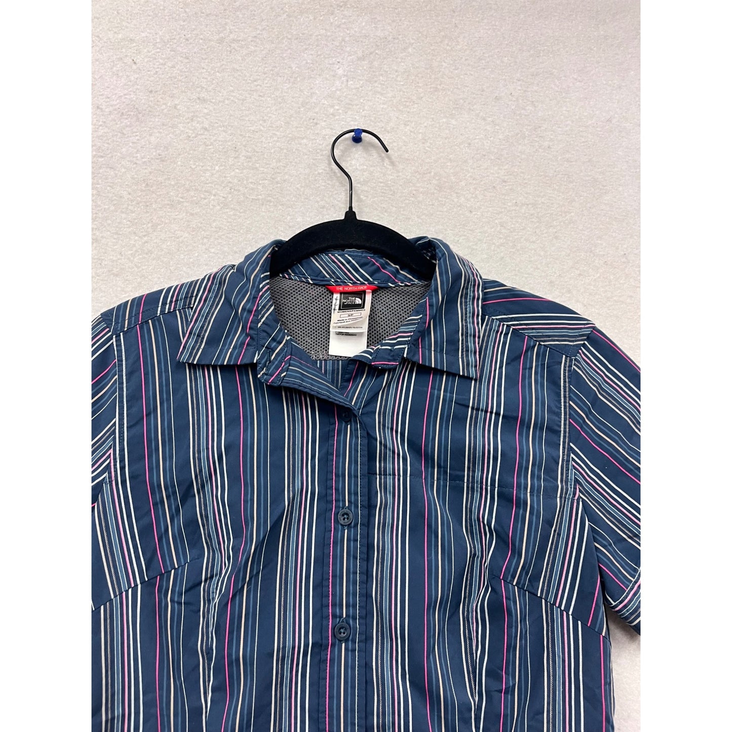 The North Face Striped Button-Up Shirt S/P #488A