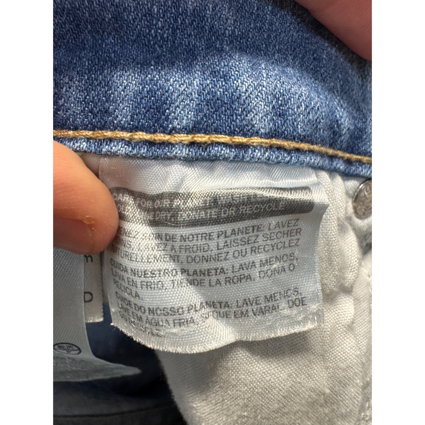 Levis Light Wash Denim Capri Jeans Size 8 #192B