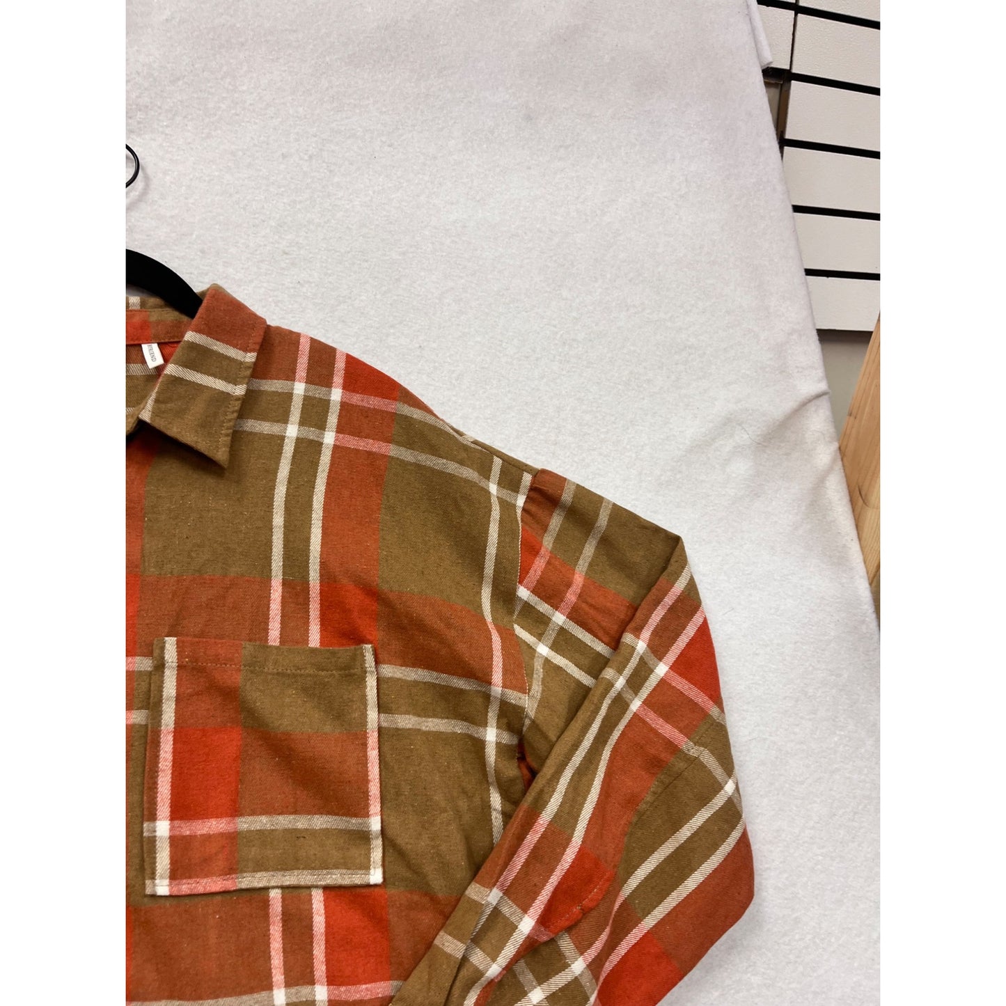 BKE Large Plaid Button-Up Shirt #8048