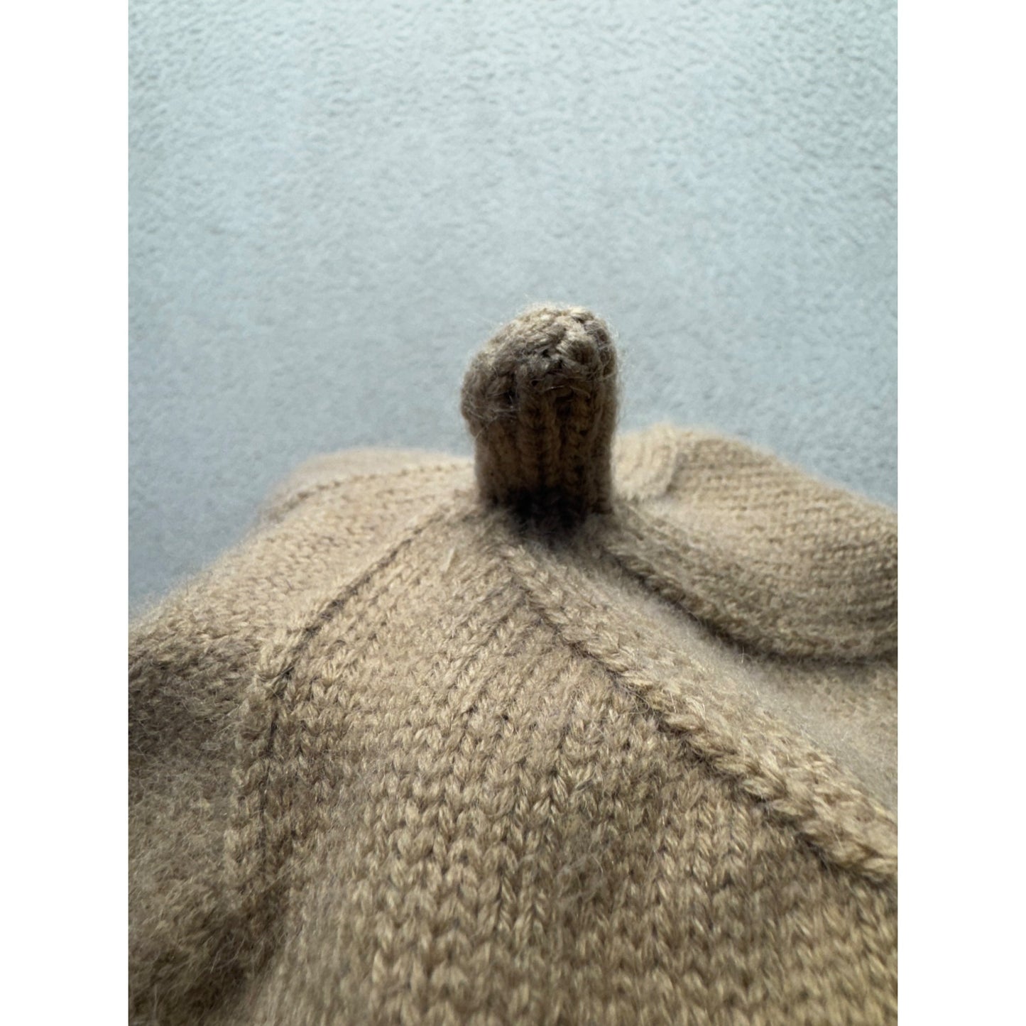 Vintage P Letter Knit Beret Beige Wool Blend Hat 76B