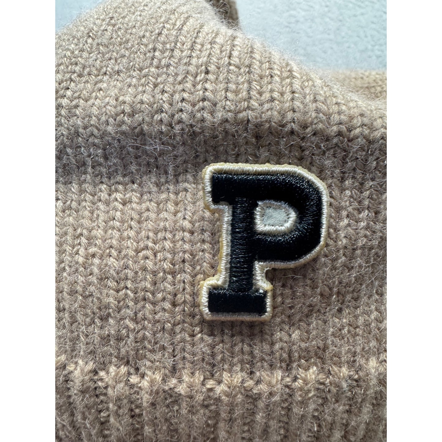 Vintage P Letter Knit Beret Beige Wool Blend Hat 76B
