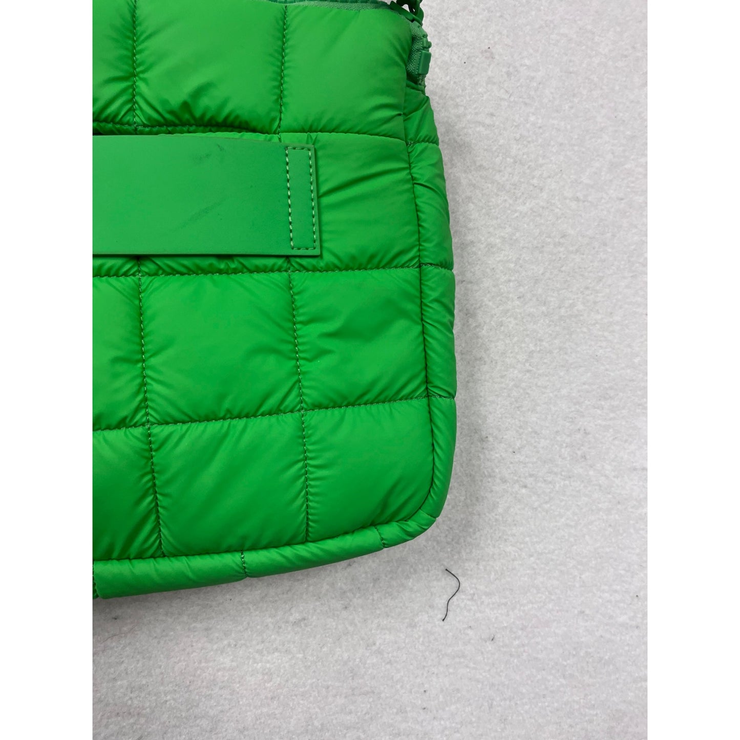 VeeCollective Berlin Quilted Green Laptop Sleeve With Strap #779A