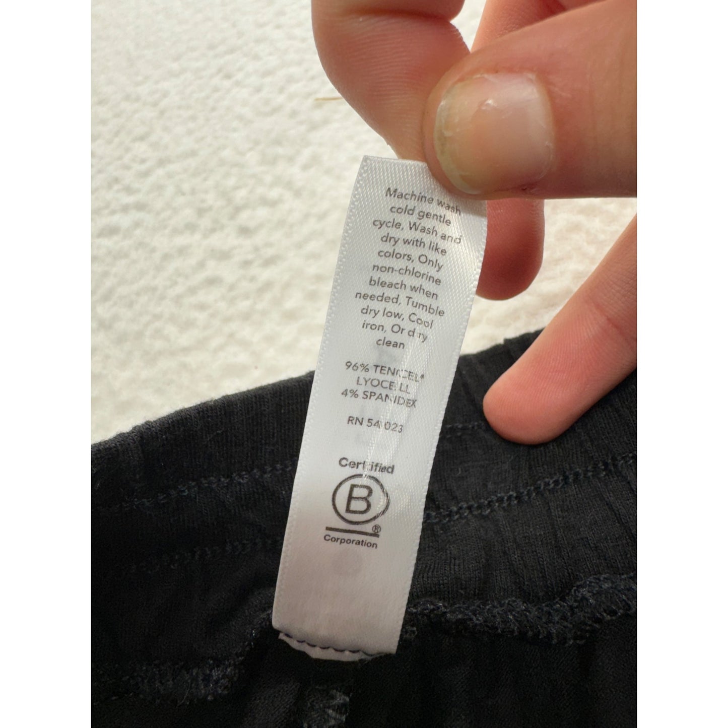 Athleta Black Jogger Pants L #9085