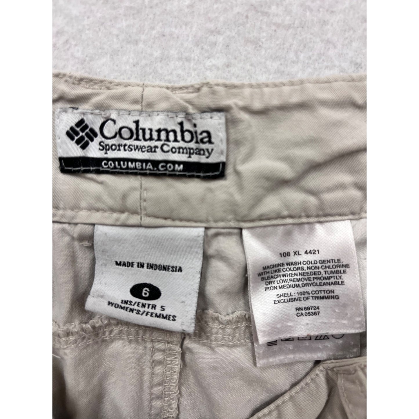 Columbia Beige Cotton Cargo Shorts Size 6 #8772