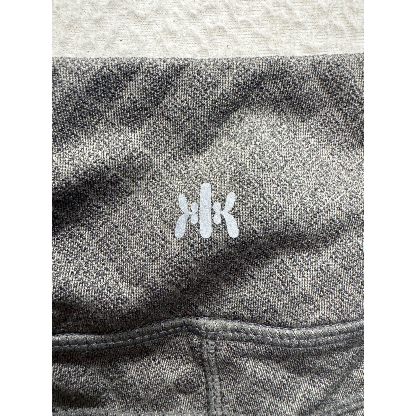 Kyodan  XS Gray Patterned Cropped Athletic Leggings 26.5" #9922