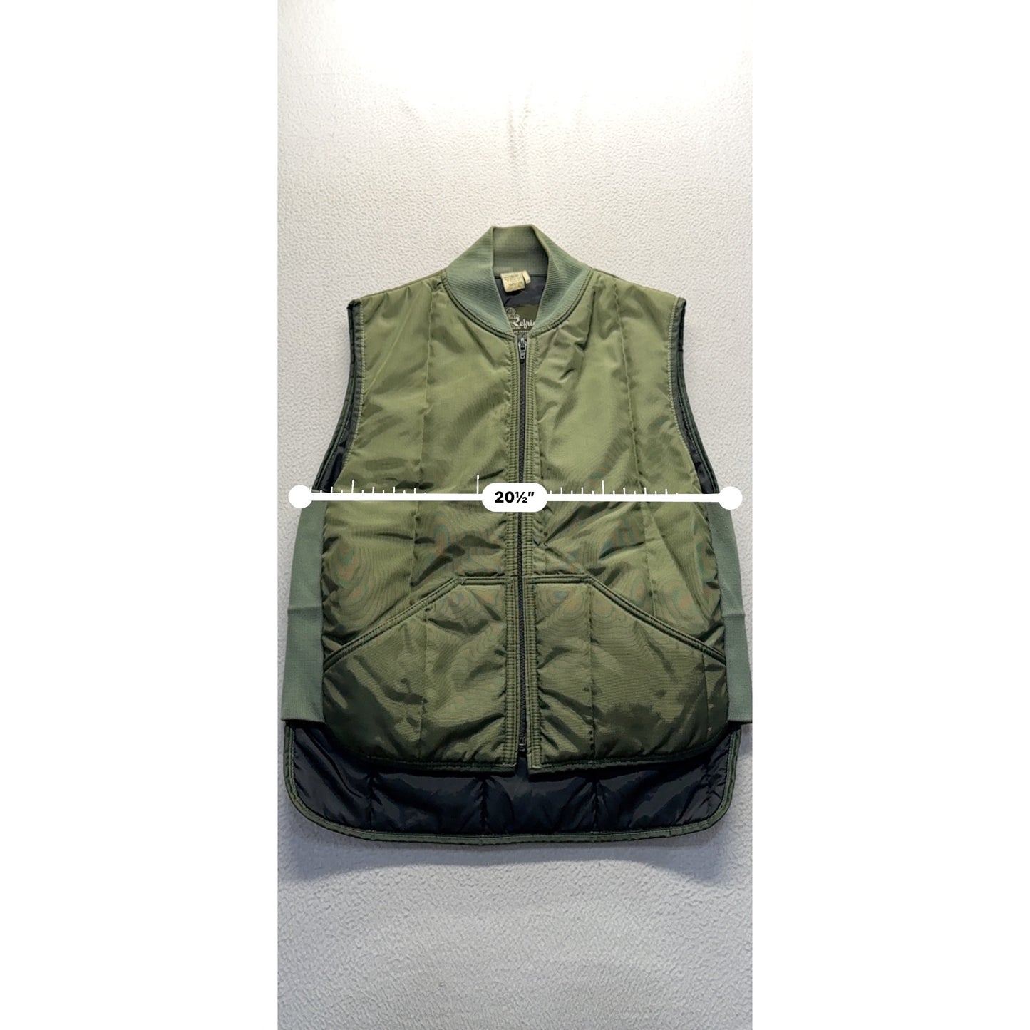 RefrigiWear Olive Green Insulated Vest Size M 9498