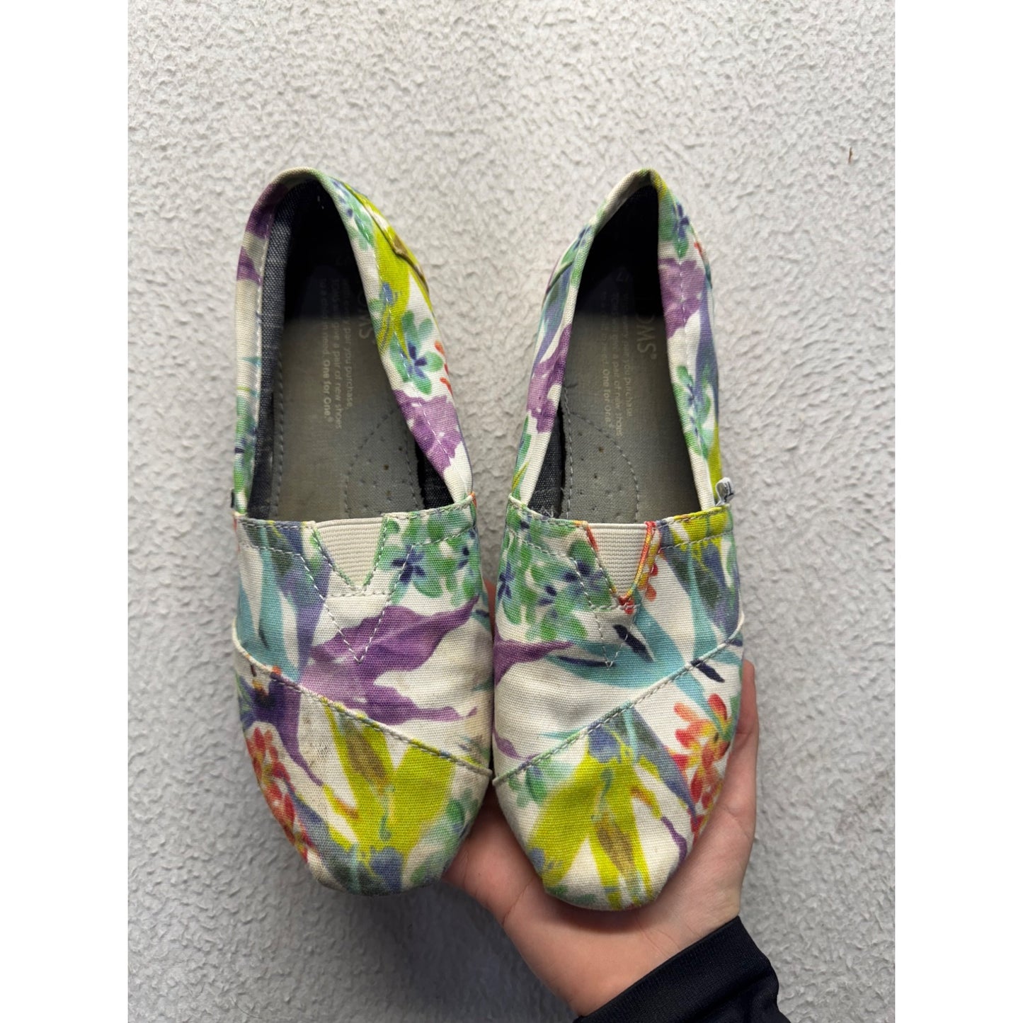 Toms Floral Print Canvas Slip-On Shoes Size 8 Multicolor #9410