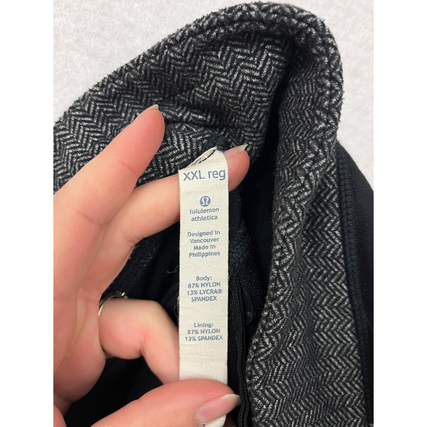 Lululemon Athletica Womens Black & Gray XXL Reg Stretch Pants #8905
