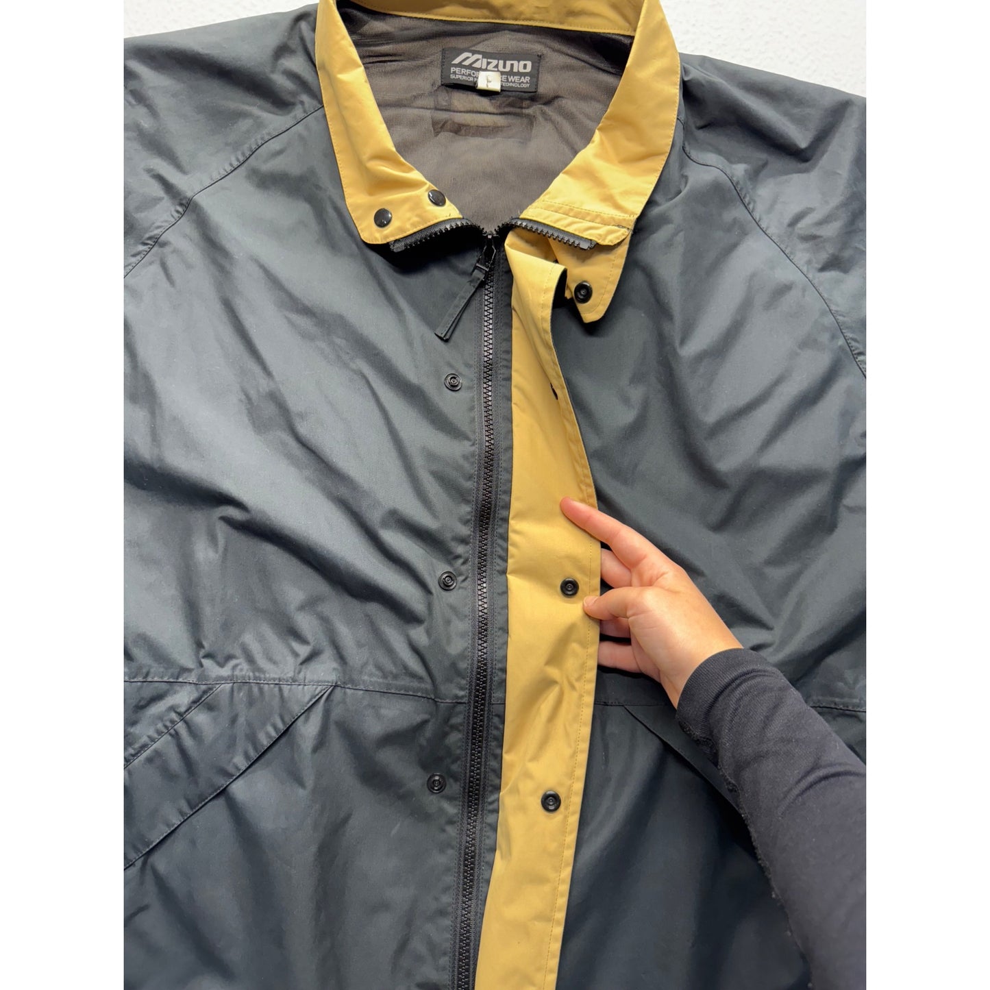 Mizuno XXL Black & Tan Performance Wear Jacket 100% Polyester Lightweight #9772