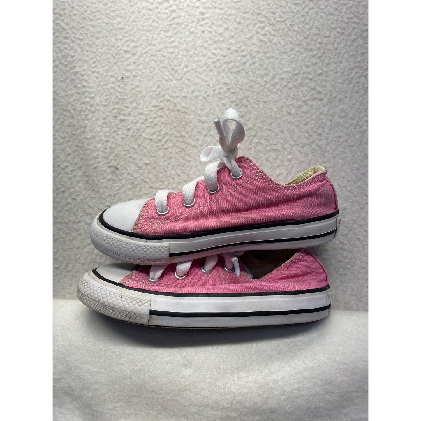 Converse Toddler Size 8 Pink Canvas All Star Low Top Sneakers #7122