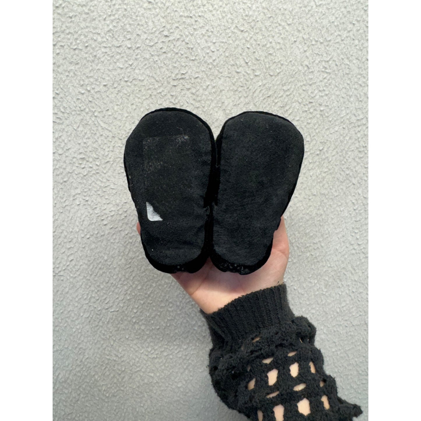 Goody Goody Black Velvet Baby Shoes Soft Sole Mary Jane Style For Infants #9686