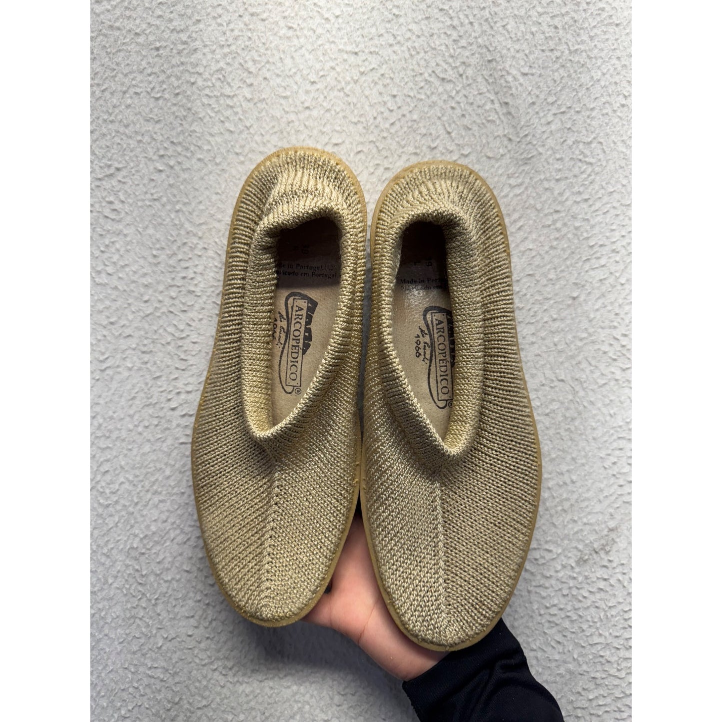Arcopedico Beige Knit Slip-On Shoes With Rubber Sole Size 38 #9398