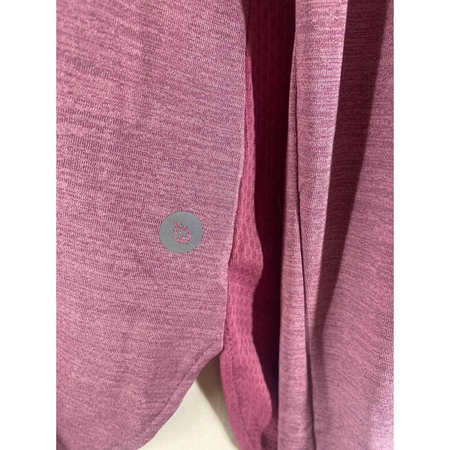 Women’s Longsleeve Athletic Top