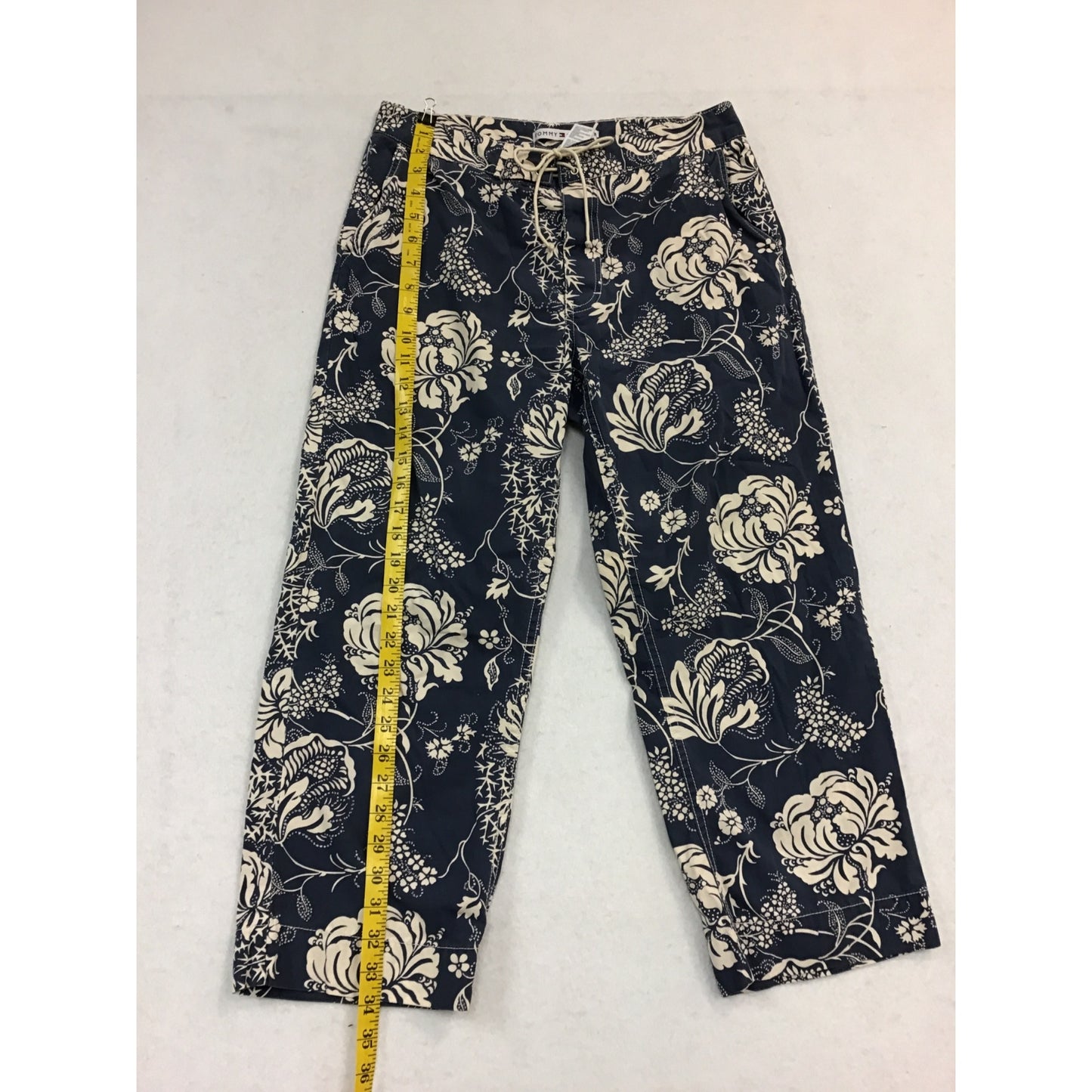 Women’s Floral/Hawaiian Print Pants