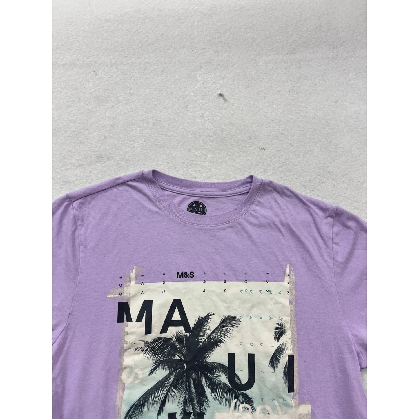 Maui & Sons Lavender Graphic T-Shirt Large #217A