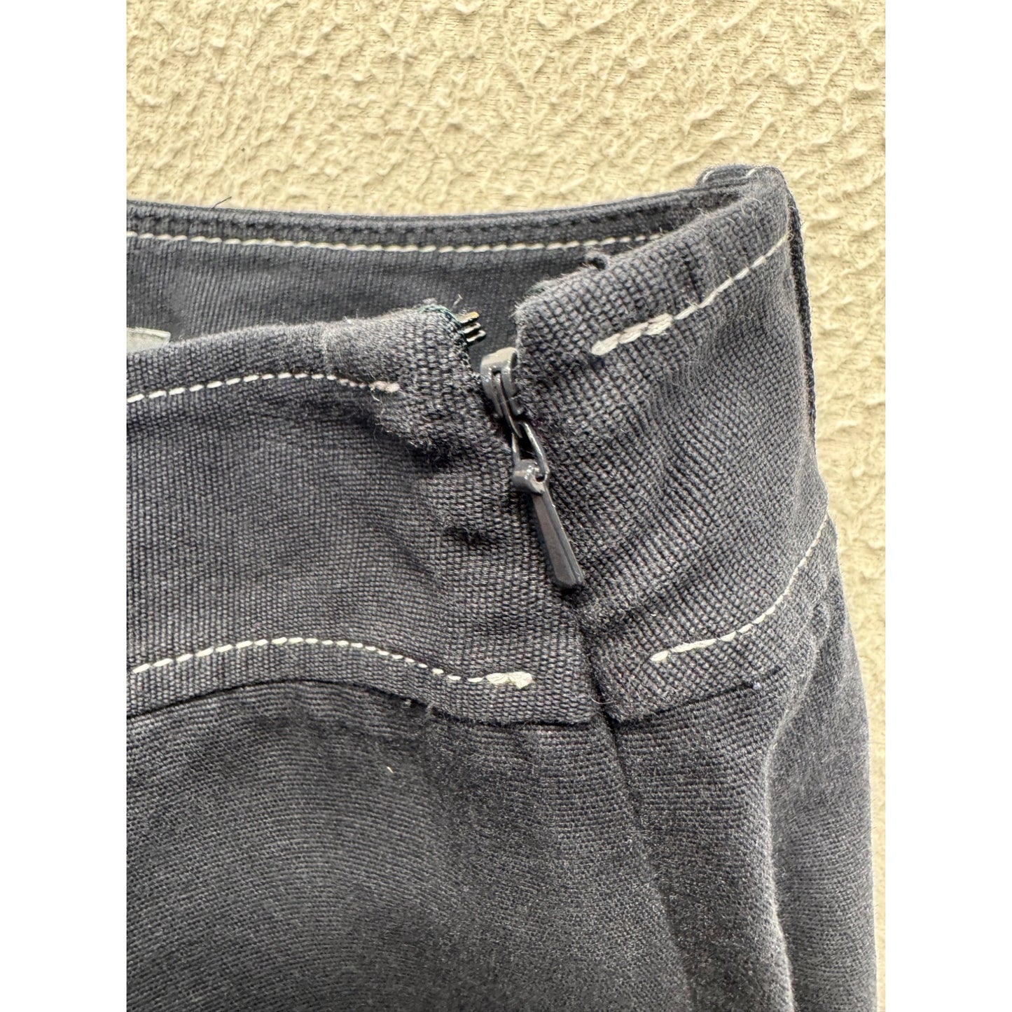 Ann Taylor Navy Blue Skirt Size 4 With Stitch Detail & Button Pockets #189B