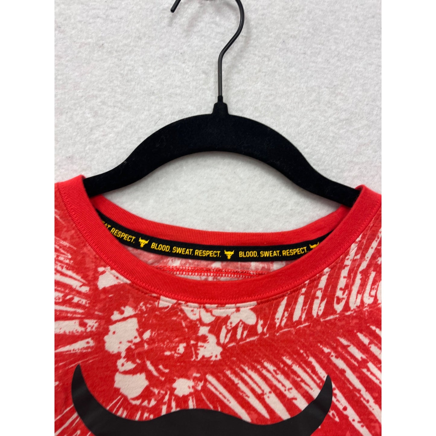 Under Armour Womens Medium Sleeveless Tank Top  #8296
