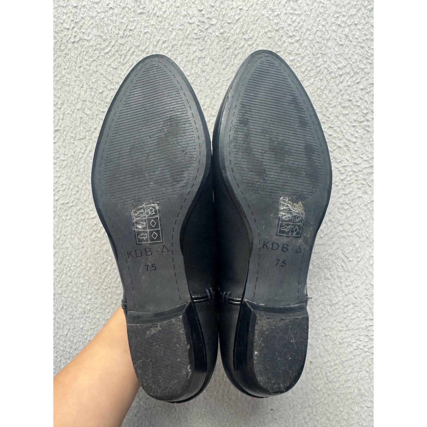 Kelsi Dagger Black Leather Slip-On Loafers Size 7.5 #9803