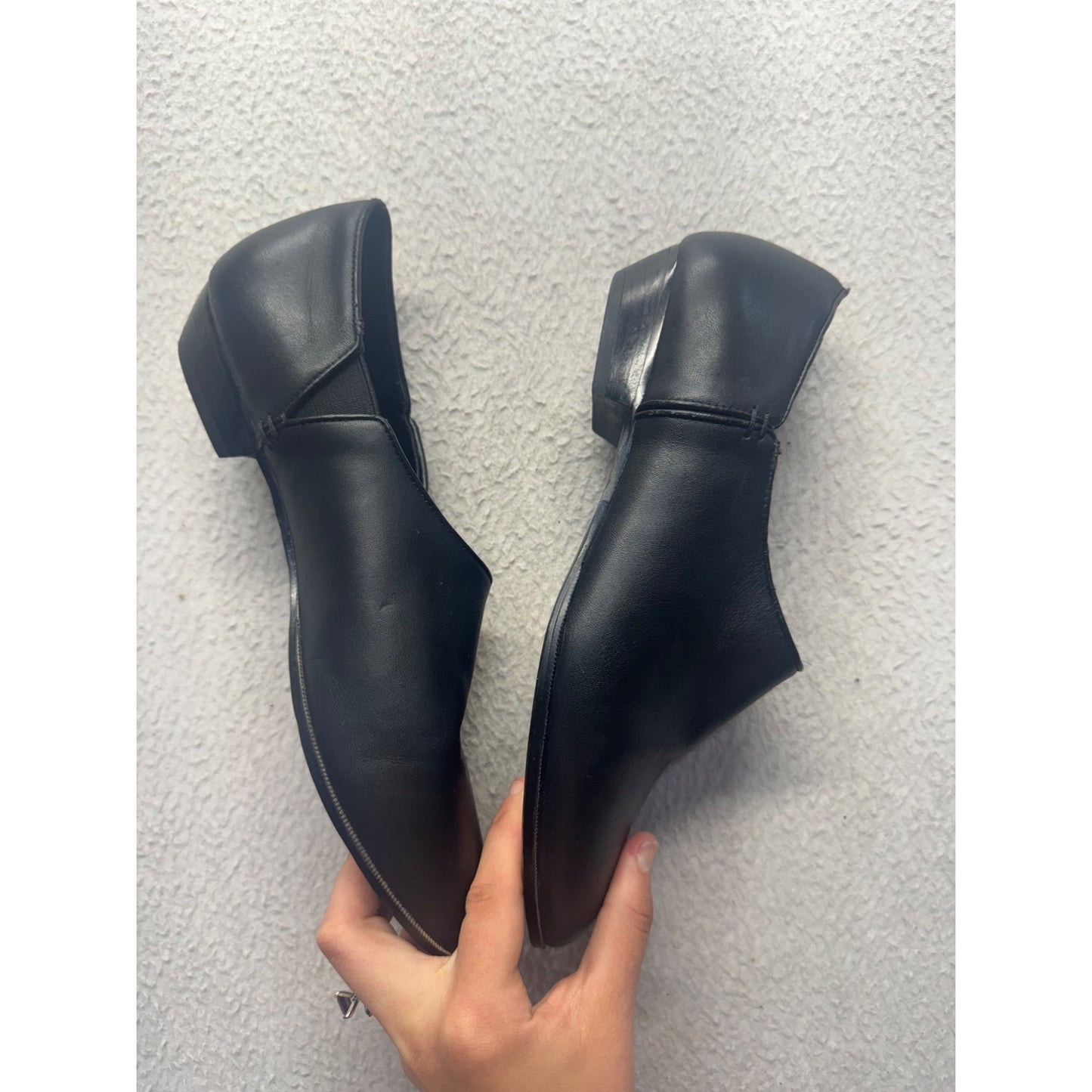 Kelsi Dagger Black Leather Slip-On Loafers Size 7.5 #9803