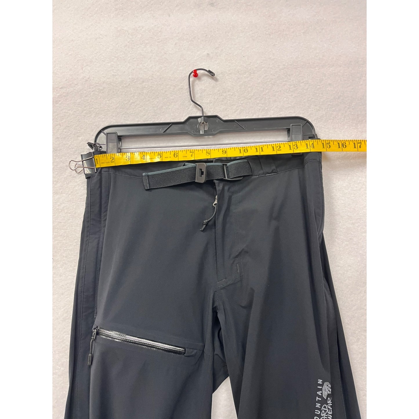 Men’s Mountain Hardwear Regular Fit Black Outdoor Pants #6052