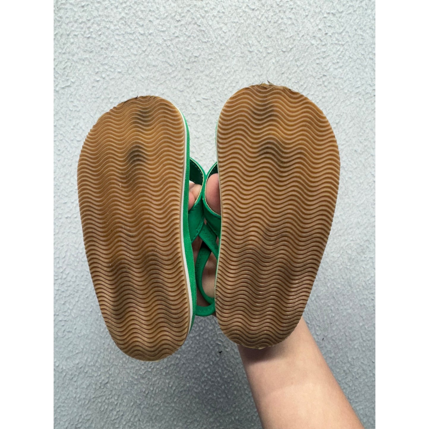 Green & White Striped Kids Beach Sandals Flip Flops Comfort Footwear #9647