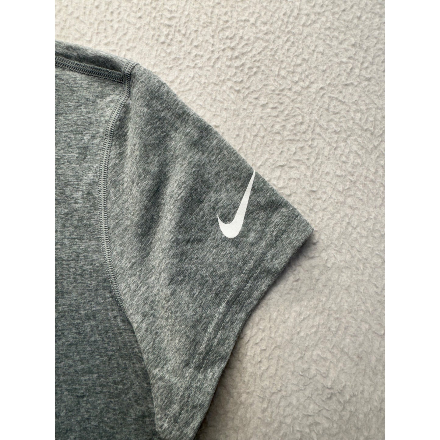 Nike Gray Dri-FIT V-Neck Short Sleeve Athletic Shirt L #9926