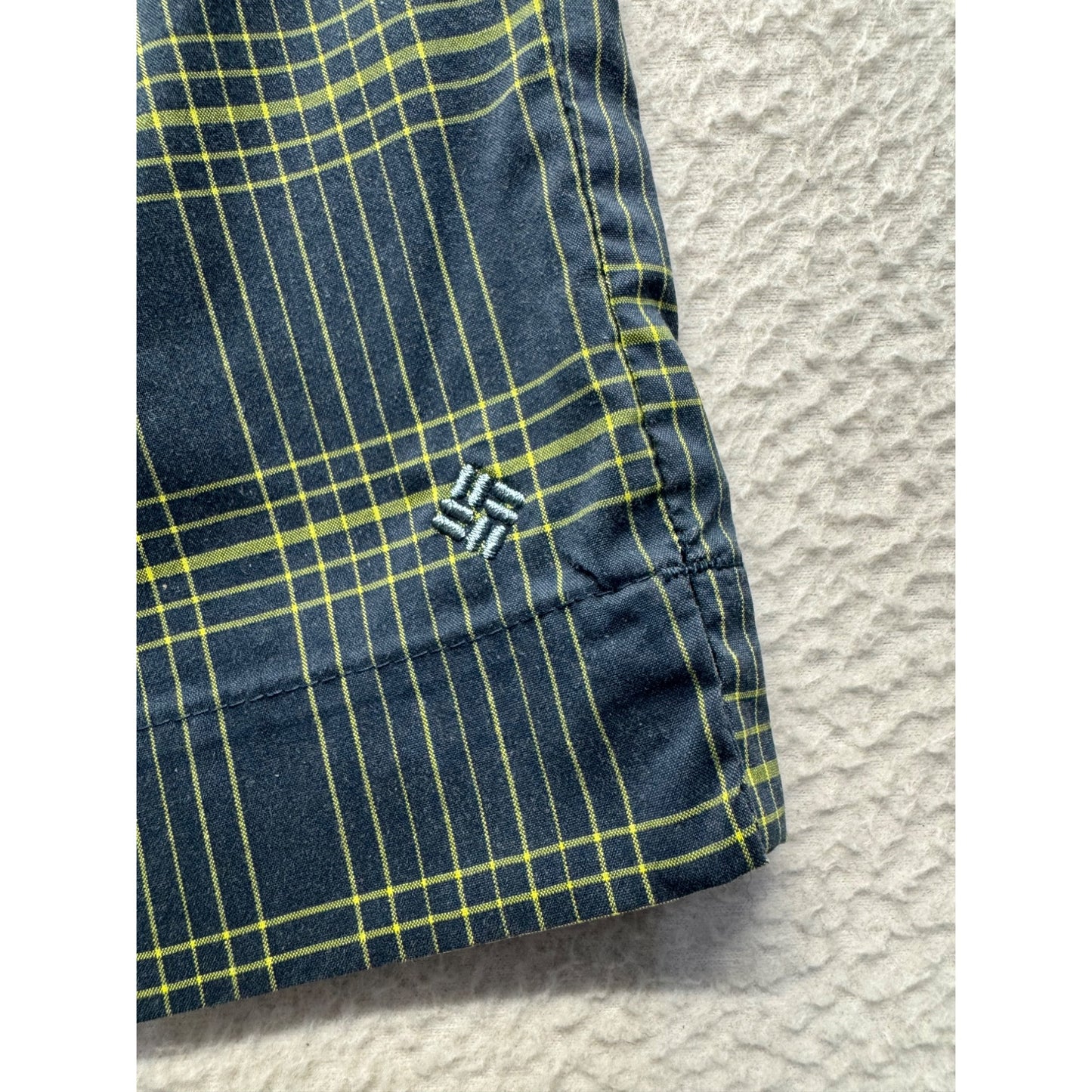 Columbia Plaid Bermuda Shorts Size 4 #9029