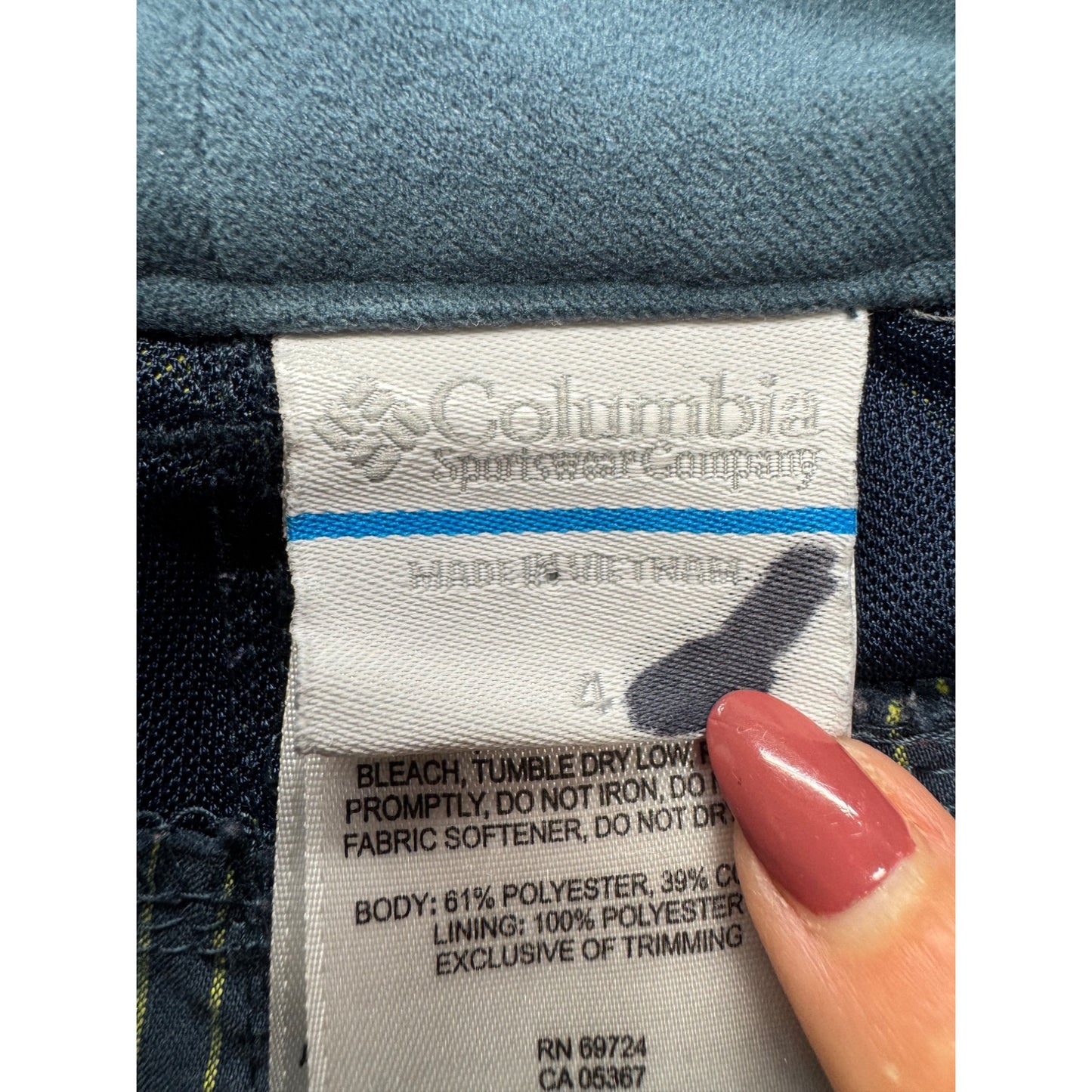 Columbia Plaid Bermuda Shorts Size 4 #9029