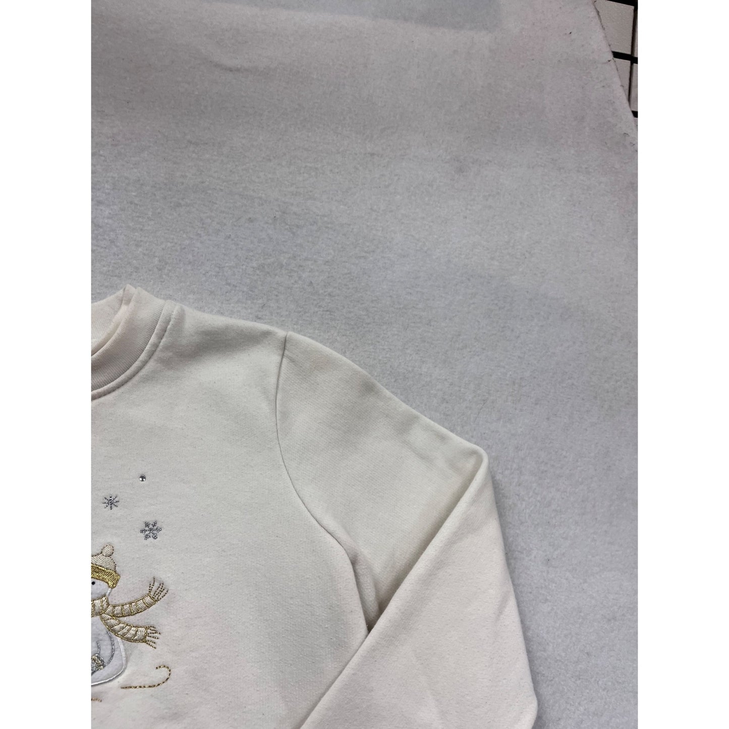 Studio Works Petite Medium White Snowman Sweatshirt #100C