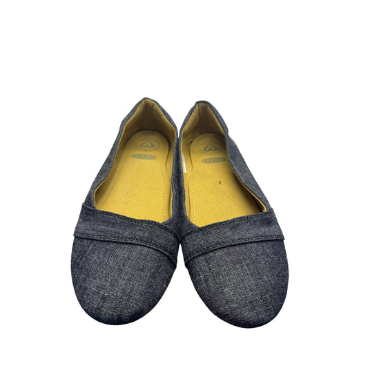 Keen Canvas Ballet Flats Size 10 Denim & Tan #9015