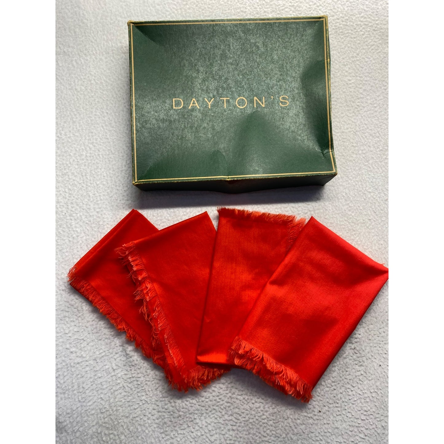 Vintage Daytons Handkerchief set in original box #5512