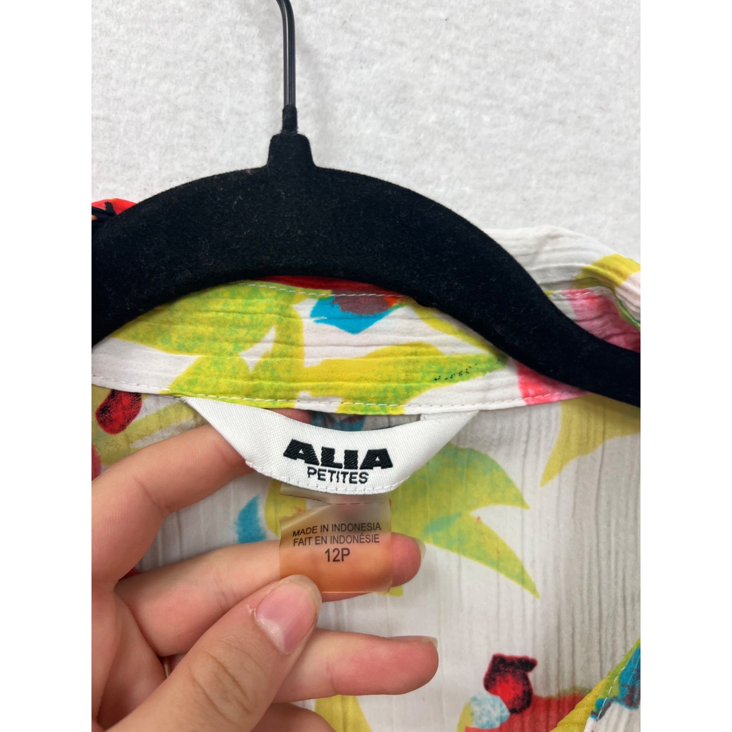 Alia Petites Floral Short Sleeve Button-Up Blouse #8851