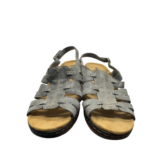 Clarks Gray Strappy Sandals With Adjustable Buckle Size 7#9407