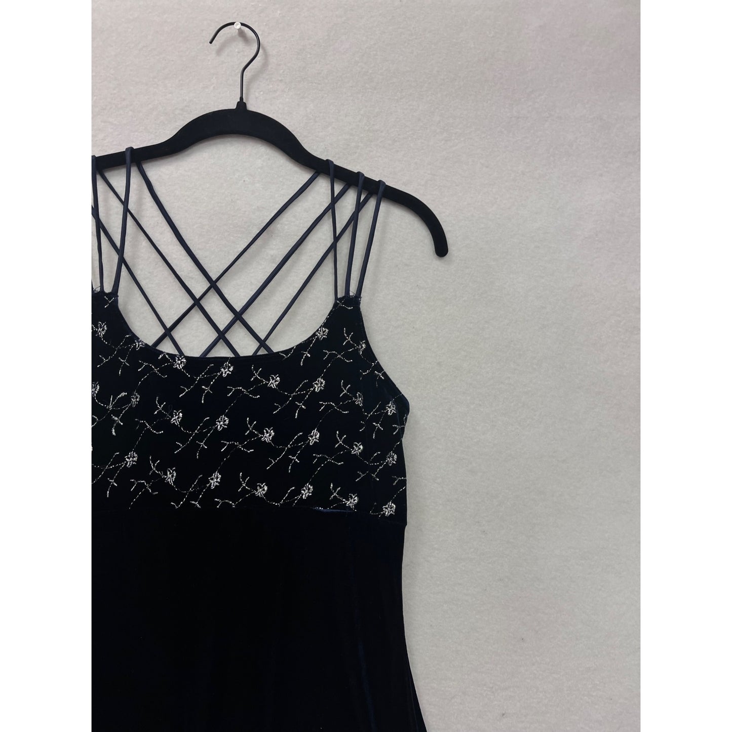 Vintage Urban Girl Velvet A-Line Dress With Floral Embroidery #8283