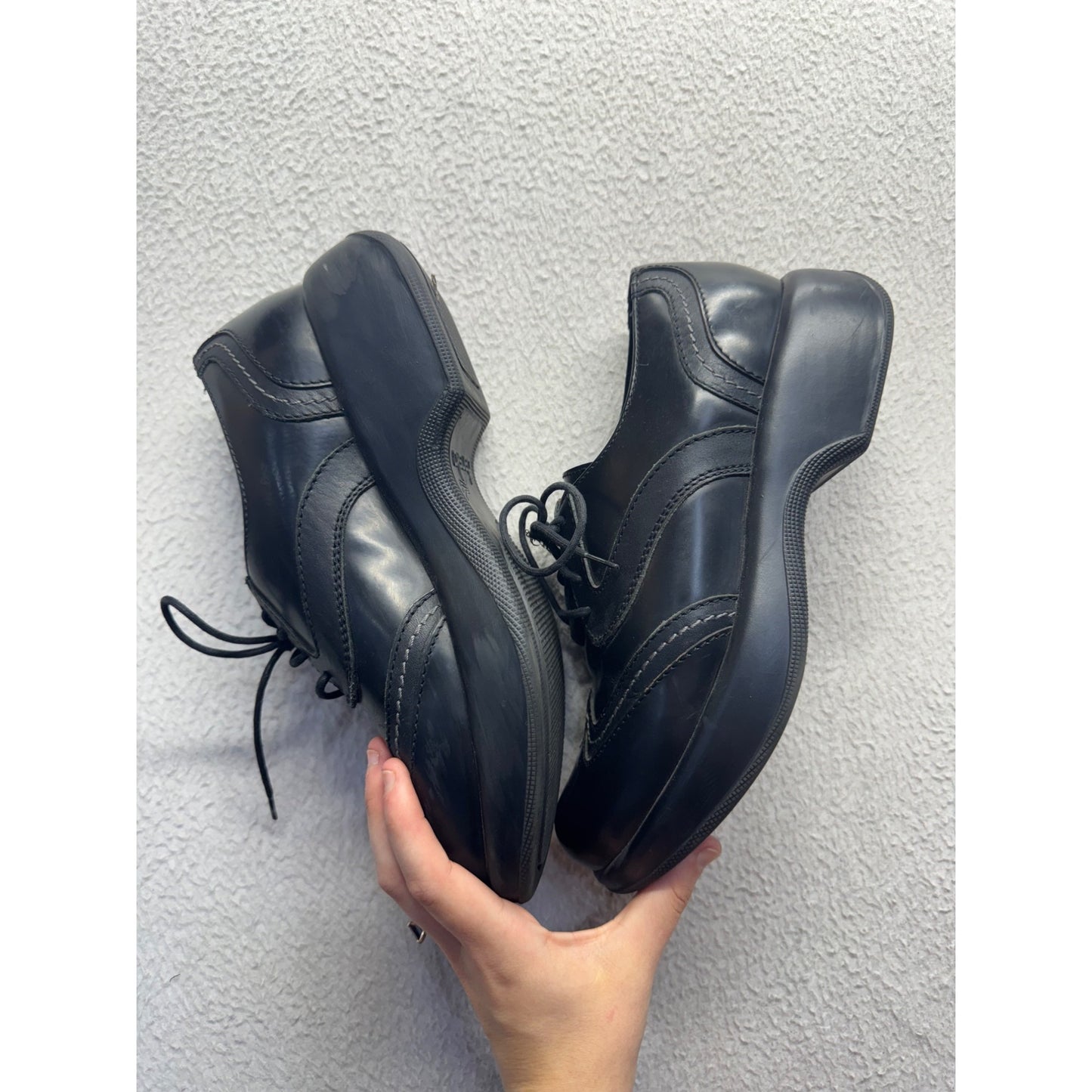 Dansko Black Oxford Leather Wingtip Shoes Sz 38 EU Comfortable Sole 348B