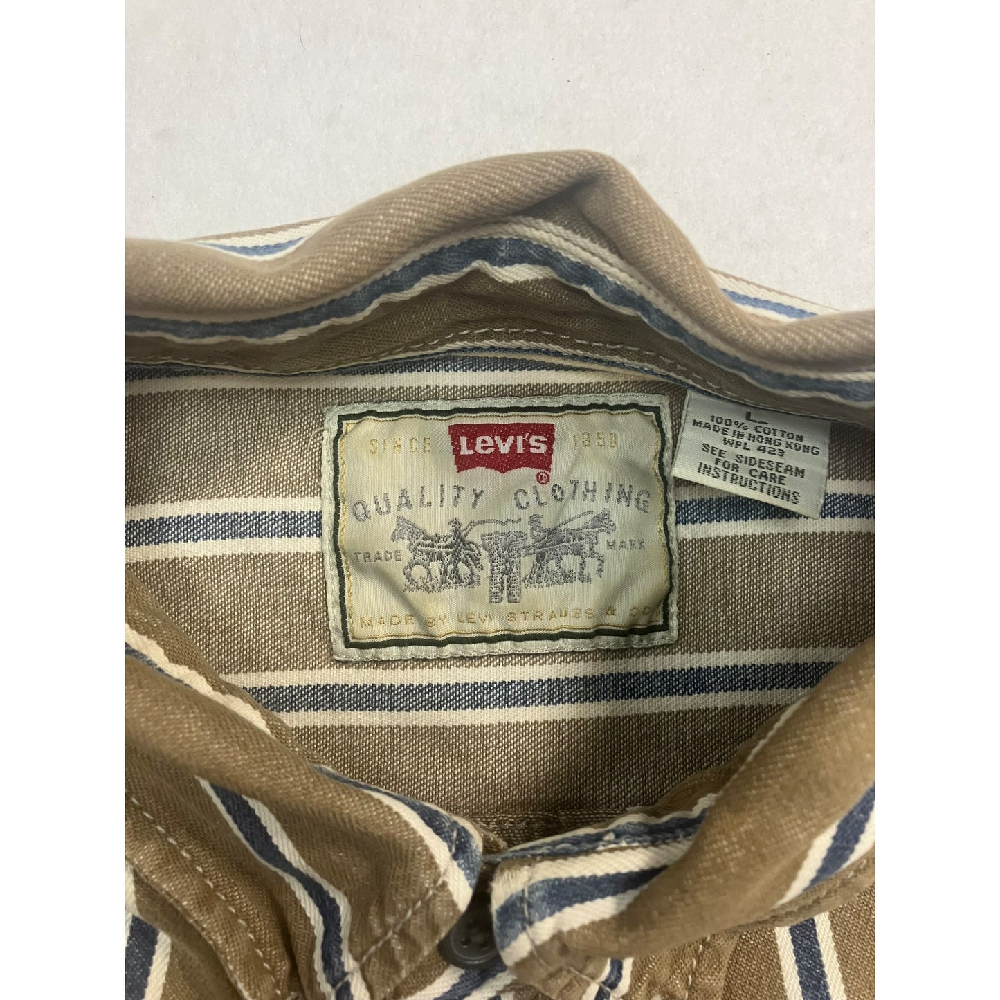 Men’s Levi’s Brown Button up #2344