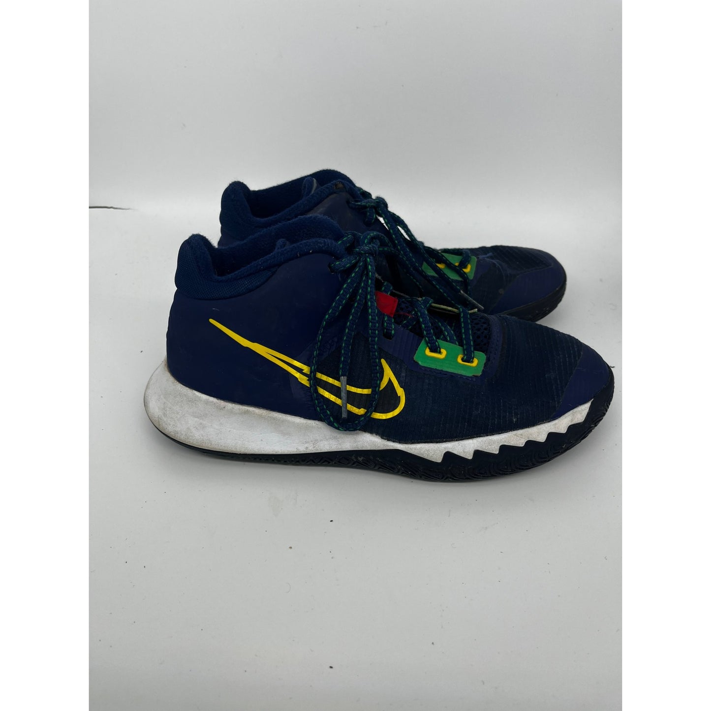 Boys Nike Kyrie Flytrap Sneakers #2497