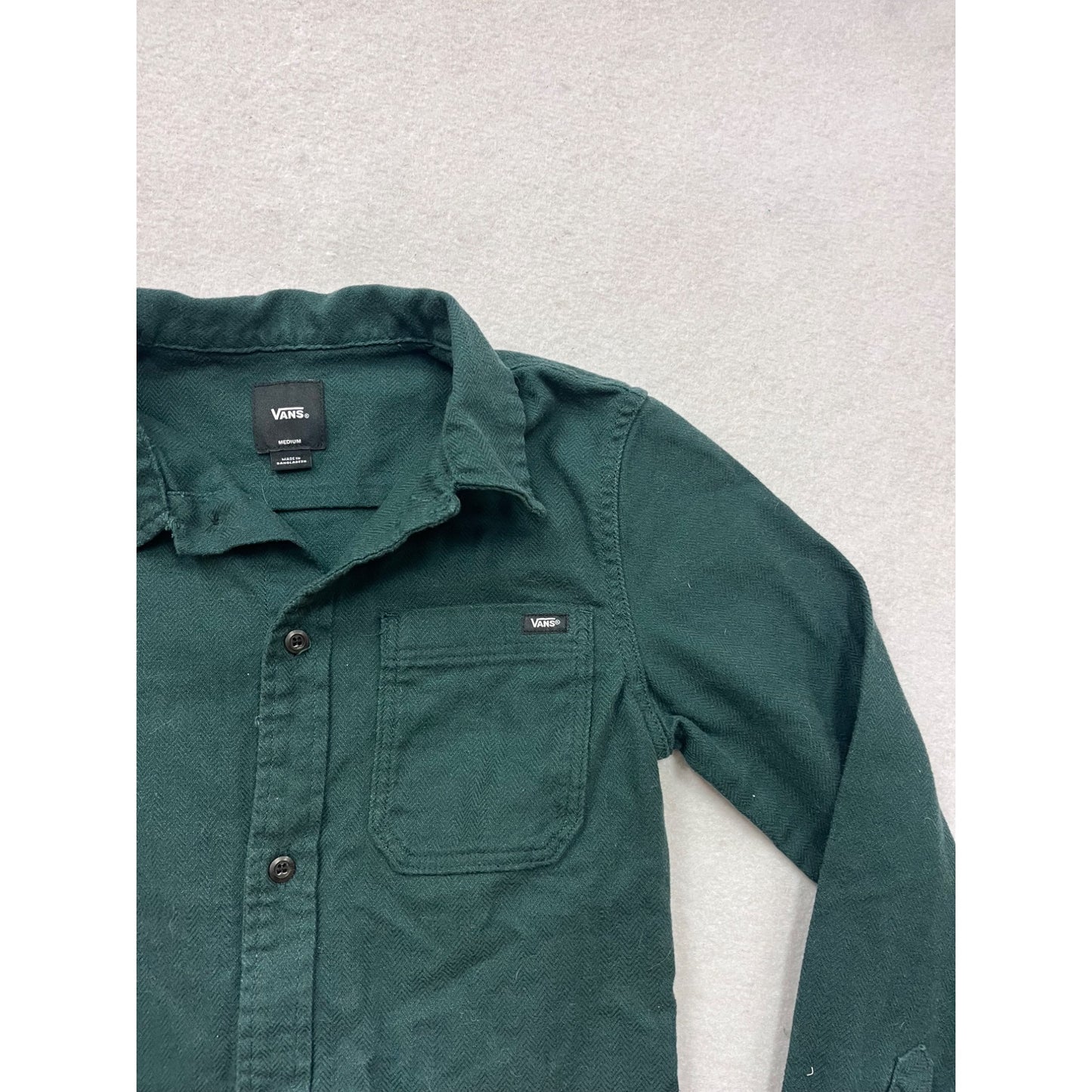 Vans Medium Button-Up Green Long Sleeve Shirt #8757