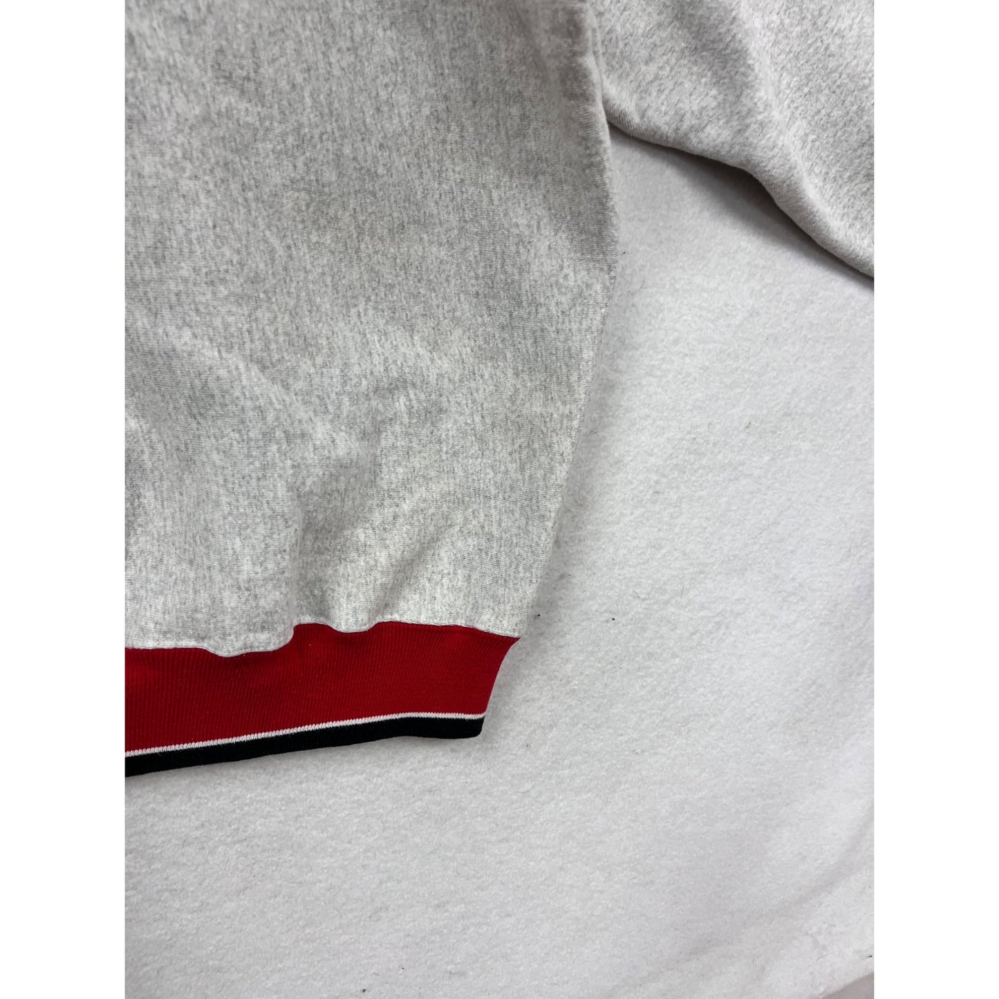 Vintage Legends Athletic Rebels Graphic Sweatshirt Red & Gray Crewneck #141A