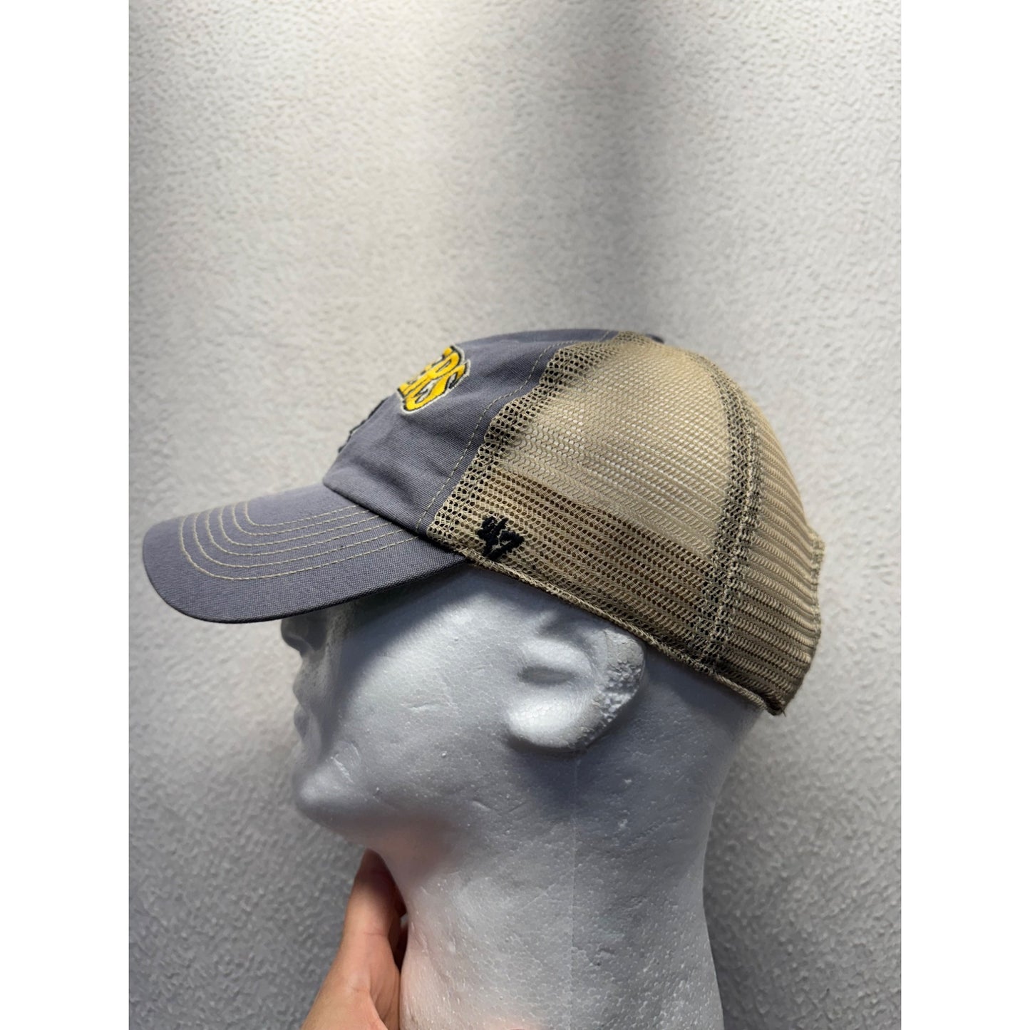 Brewers Adjustable Mesh Back Baseball Cap Gray & Beige Embroidered Logo #9786