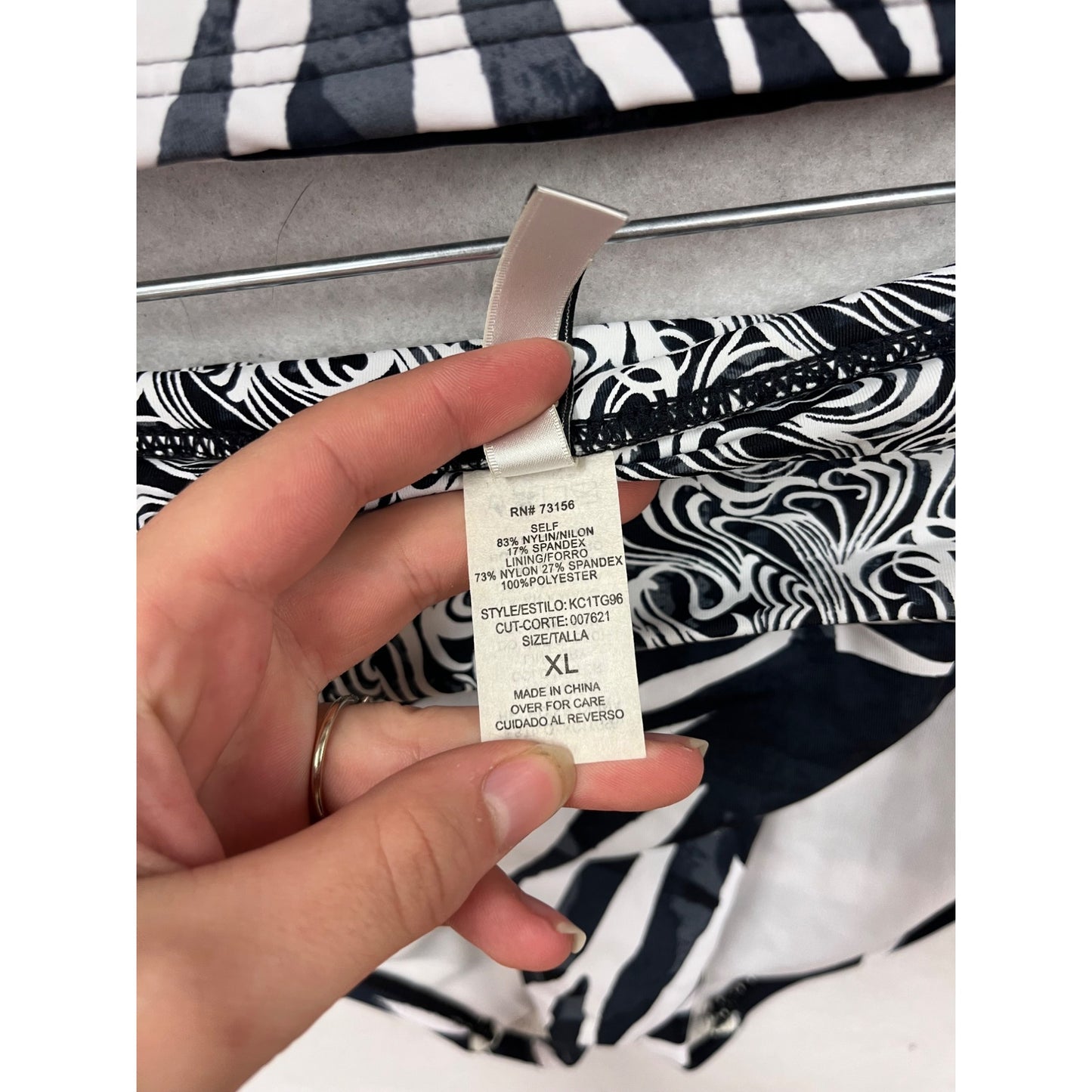 Kenneth Cole Zebra Print Tankini Swim Set XL/36B #8995