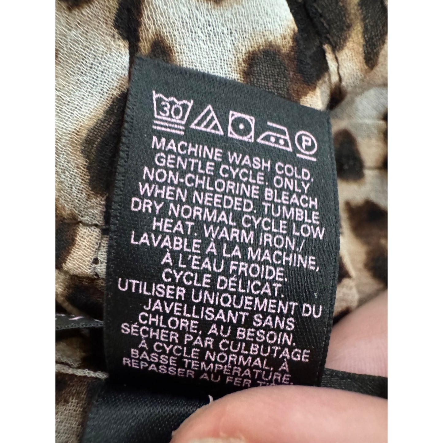 Victorias Secret Leopard Print Blouse XS V-Neck Short Sleeve #9099